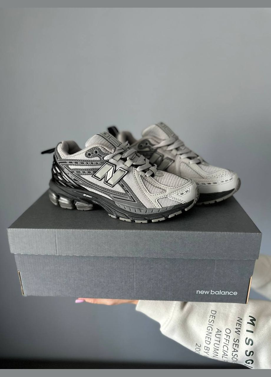 Серые всесезонные кроссовки Vakko