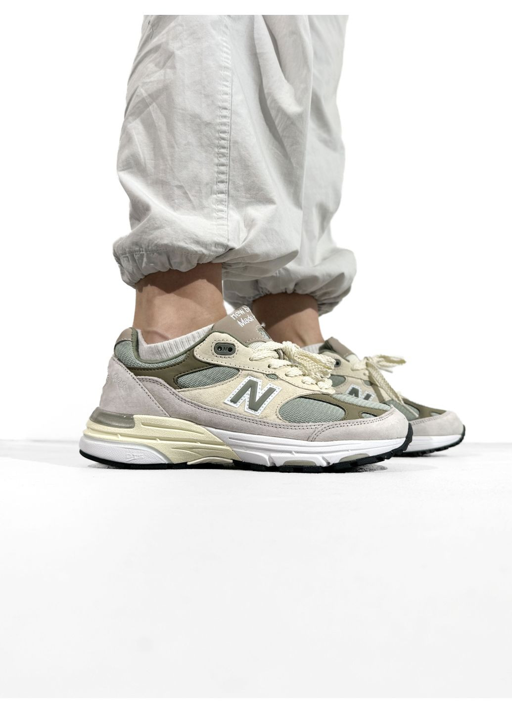 КРОСІВКИ ЖІНОЧІ NEW BALANCE 993 BEIGE / MINT / GREY НЬЮ БЕЛАНС 993 No Brand сірі демісезони (367167227)