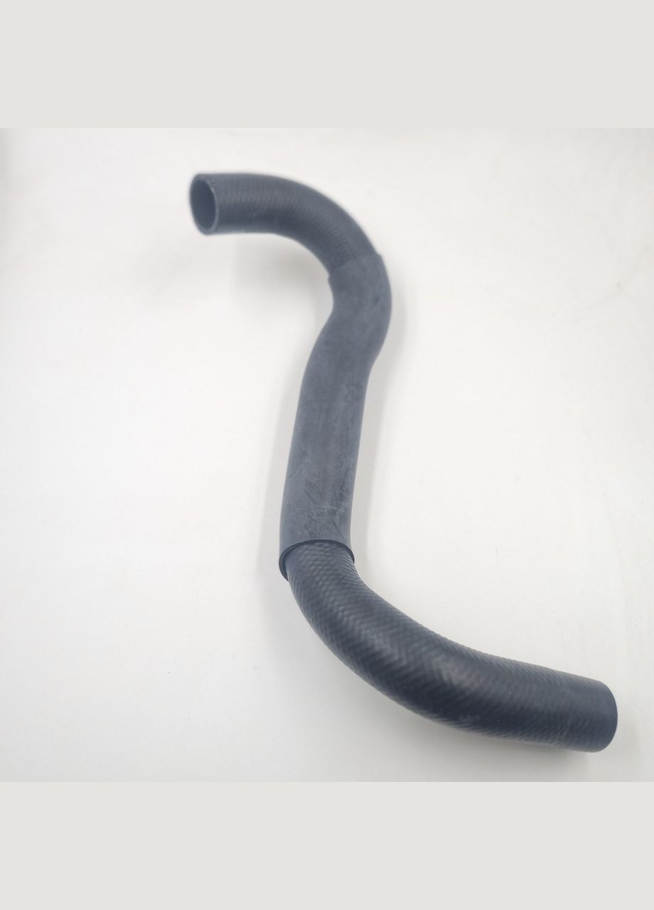 Оригінальний патрубок радіатора охолодження нижній MN135045 L200 (2005-2015) Mitsubishi (360503798)