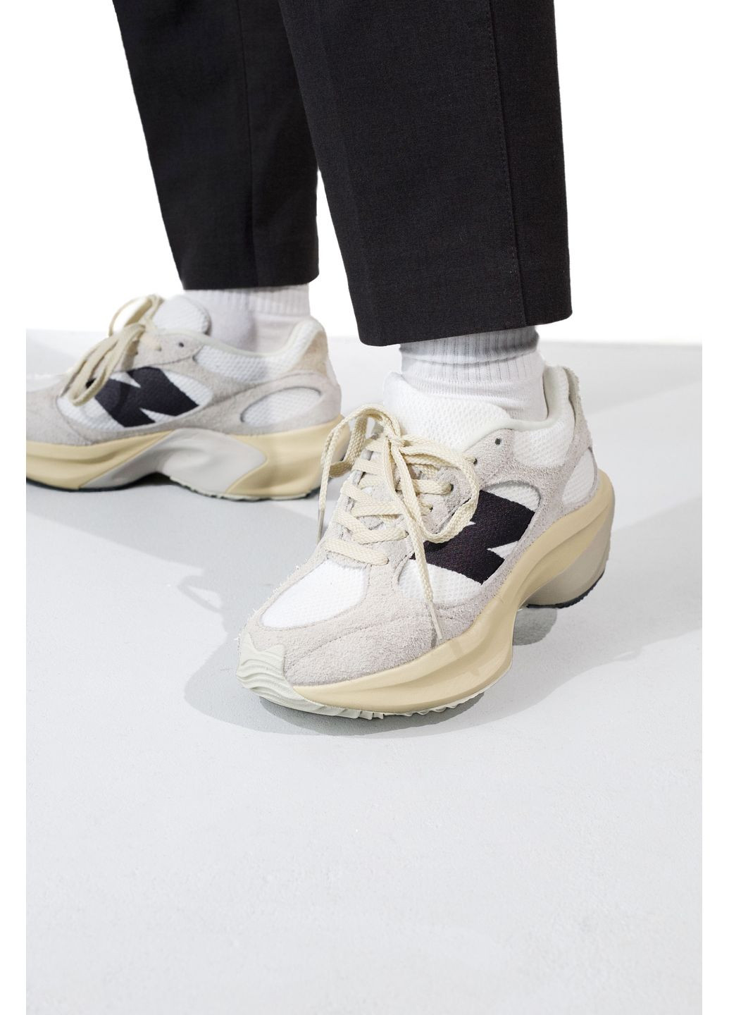 КРОСІВКИ ЖІНОЧІ NEW BALANCE WARPED RUNNER BEIGE / WHITE НЬЮ БЕЛАНС No Brand білі демісезони (367171636)