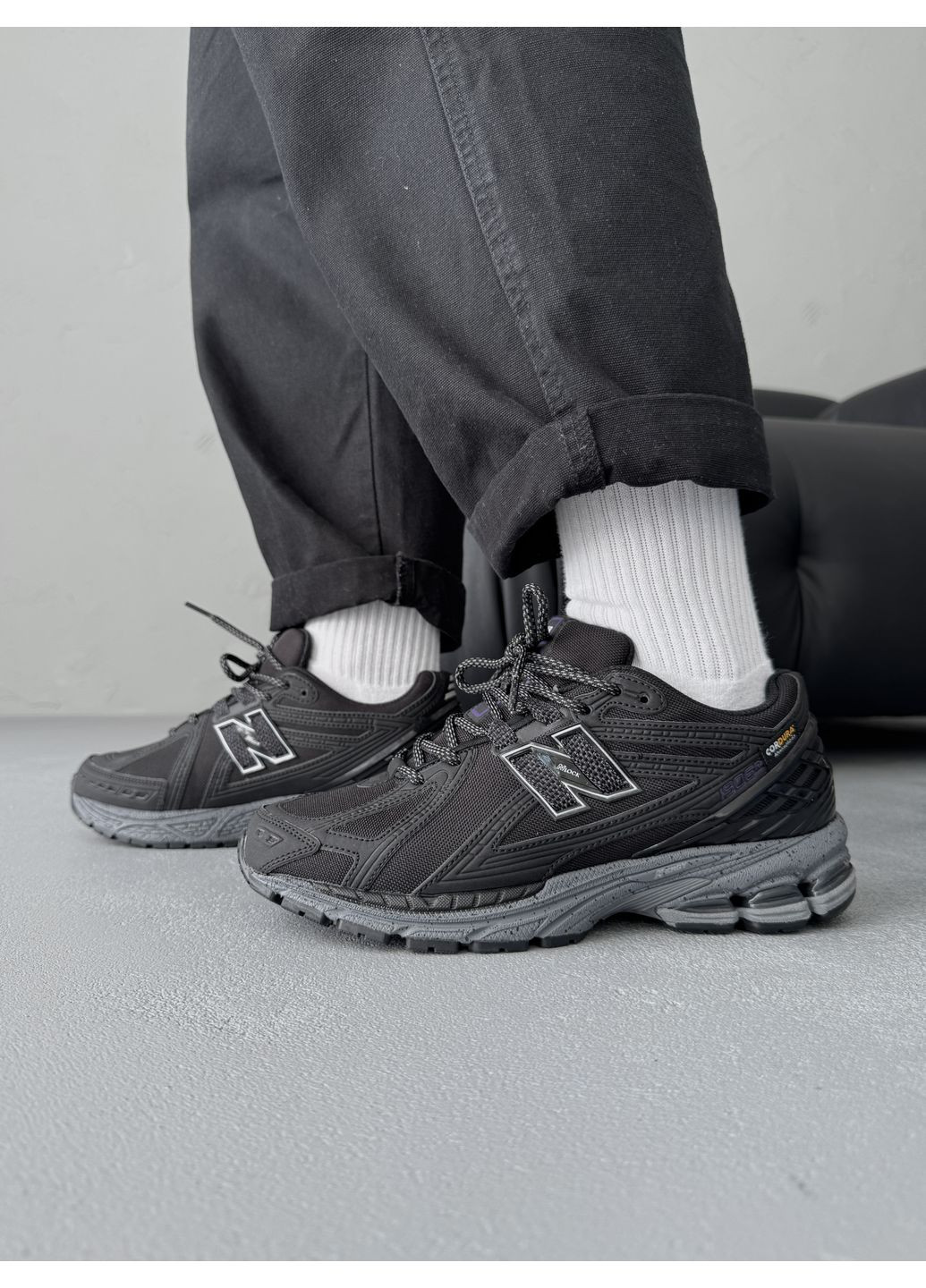 Сірі Осінні кросівки чоловічі new balance 1906r black / grey cordura нью беланс 1906r No Brand