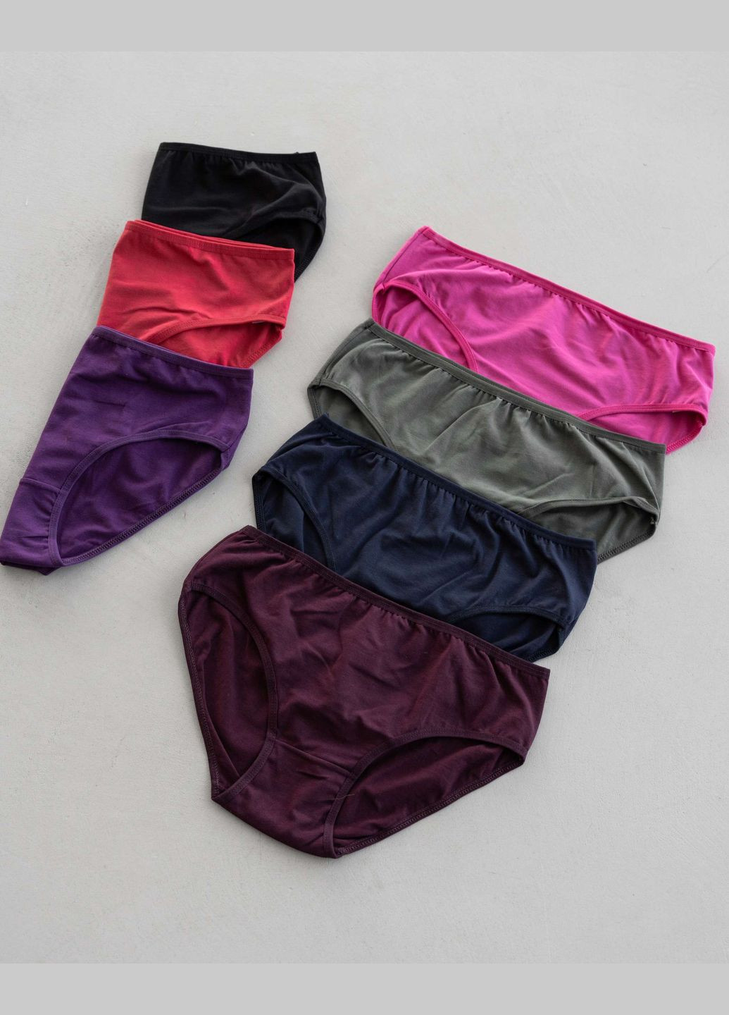Набір жіночих трусиків тижневок батал - 7 шт Nicoletta (340276985)