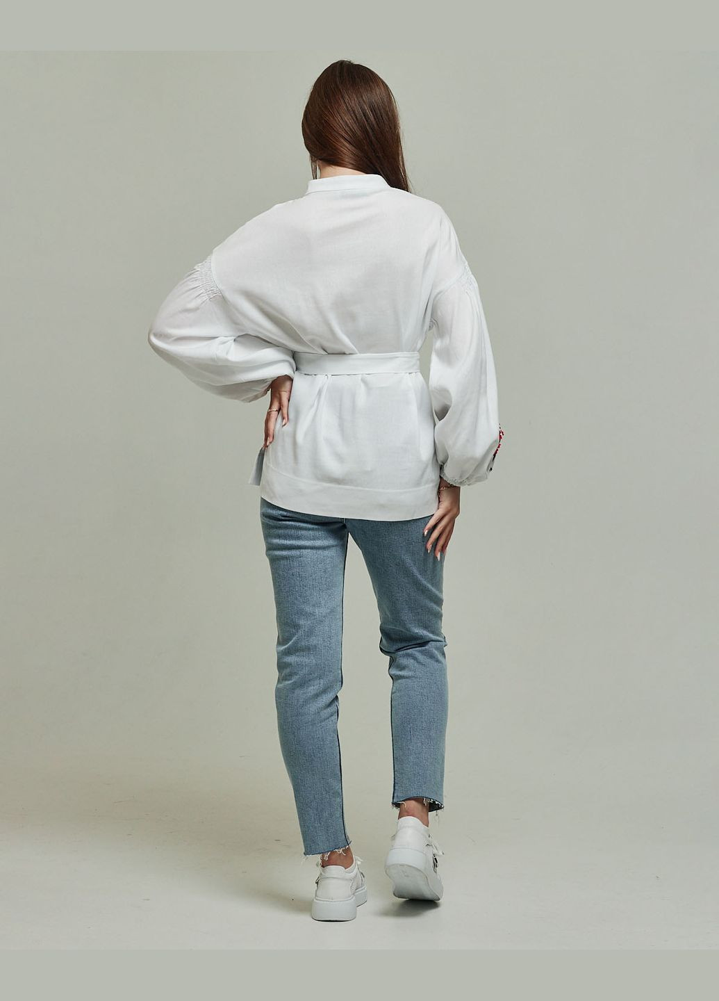 Сорочка з поясом біла Seam (295261832)