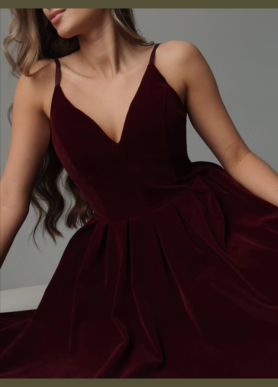 Бордова вечірня сукня жіноча з пишною спідницею Україна однотонна