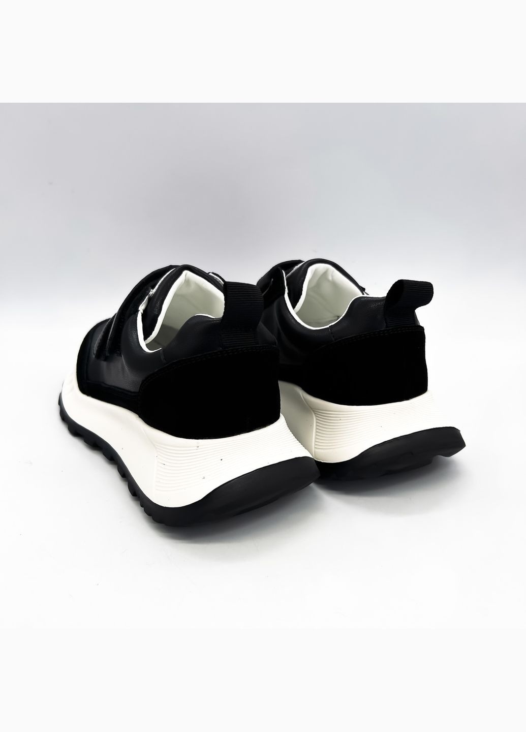 Черные всесезонные кроссовки (р) кожа/замша 0-1-1-yc-77122-88 Lifexpert