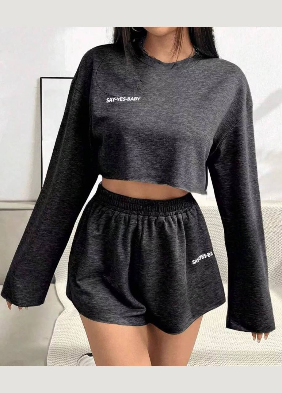 Зручний костюм з кофти та шортиків Adelante (316714300)