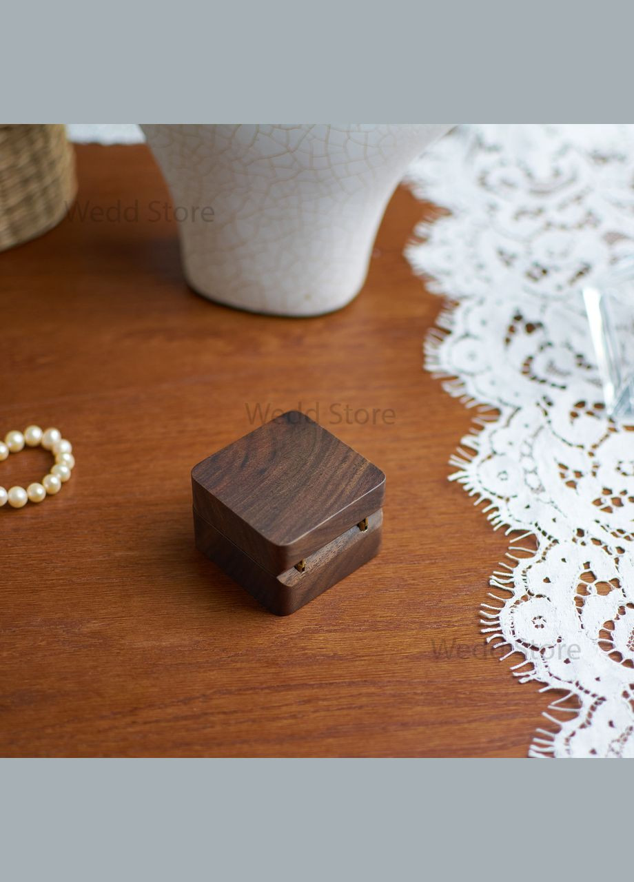 Весільна скринька для обручальних кілець SOHO Дерев'яна Коробочка-шкатулка для двох кілець футляр для обручок No Brand (338436943)
