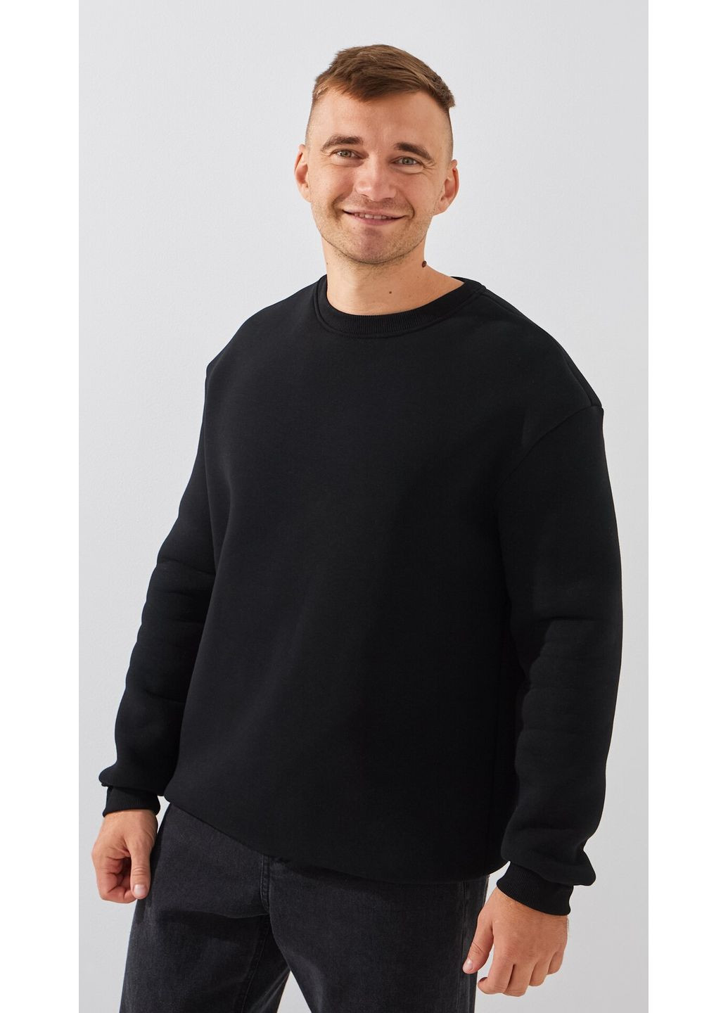 Черный свитшот однотонный мужской mbc02306 черный shop (2888000021021) LAWA однотонный (362914007)