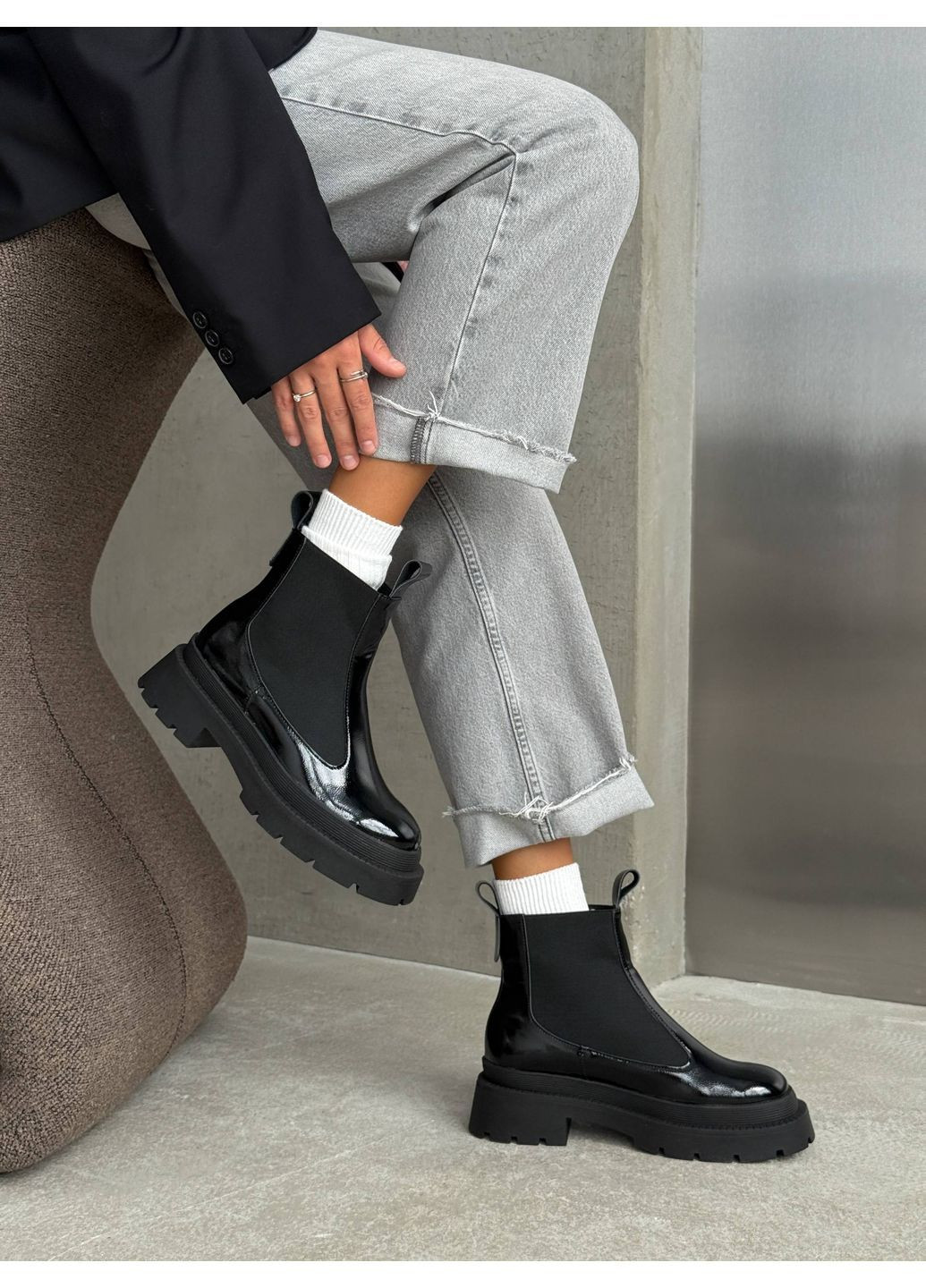 Зимние зимние челси из лакированной кожи Helen