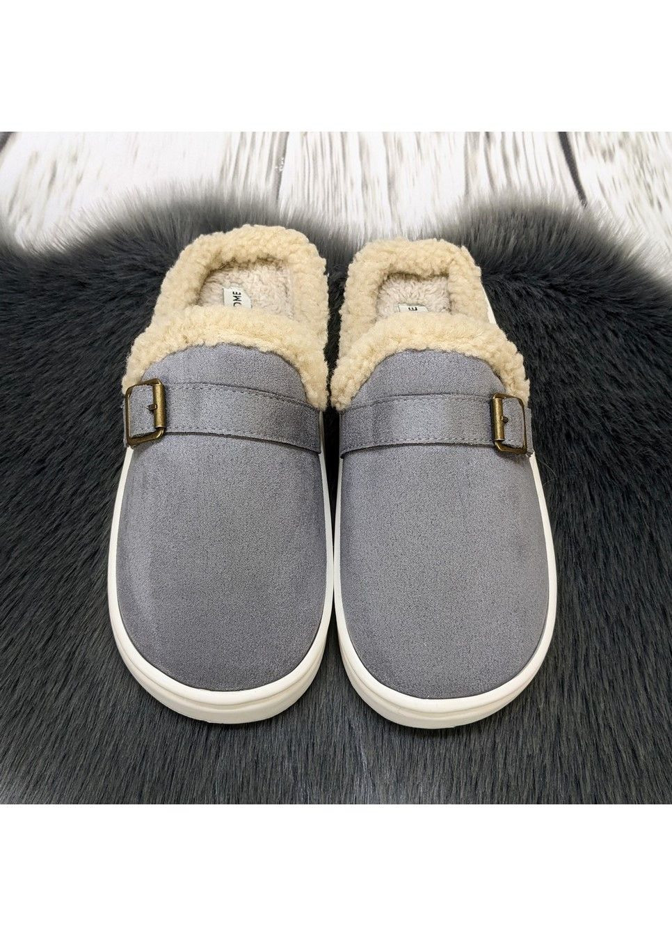 Серые тапочки домашние женские Jomix с пряжкой