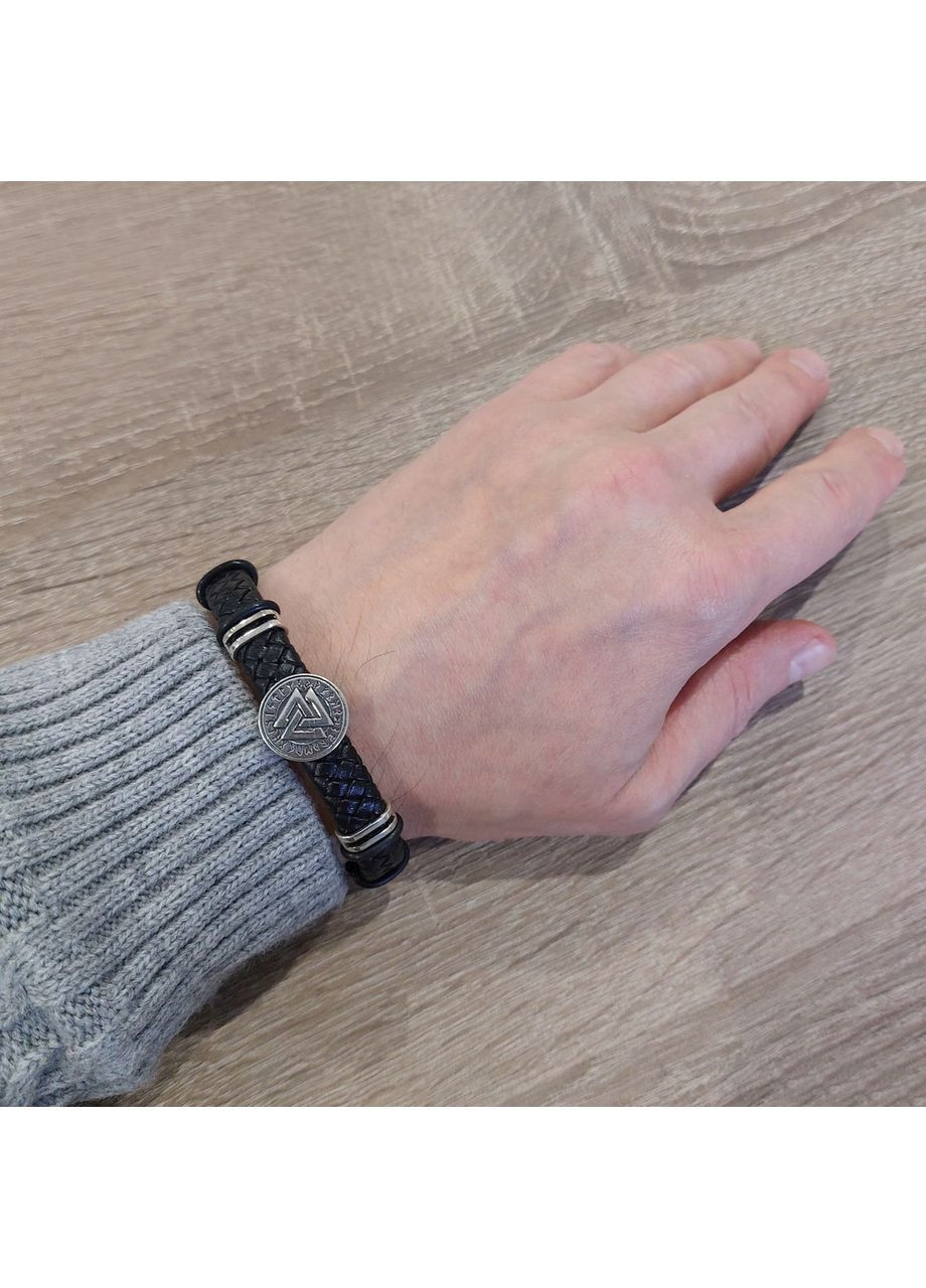 Браслет из серебра 925 пробы с руной Валькнут 22 см No Brand (364653522)