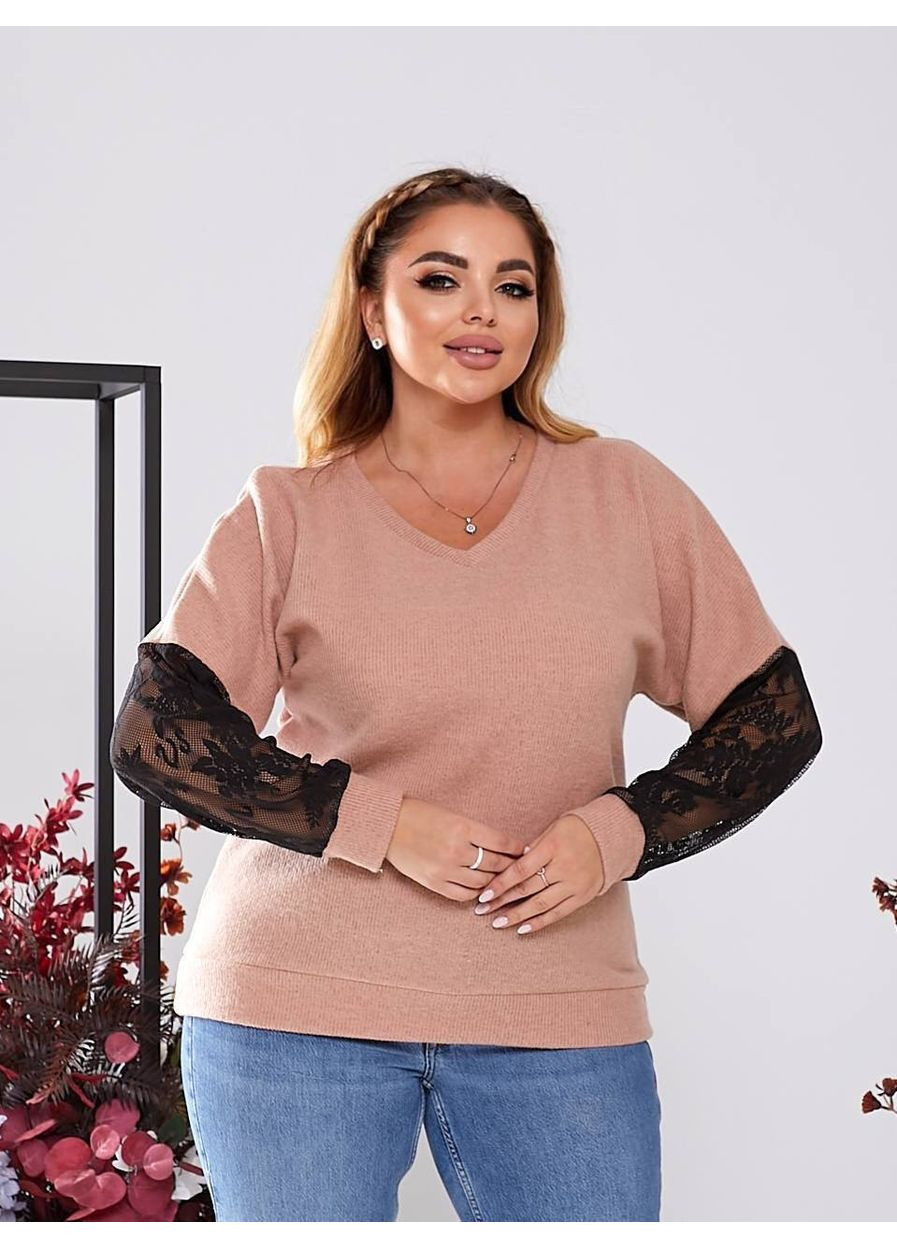 Пудровый демисезонный свитер женский с кружевом Style Point