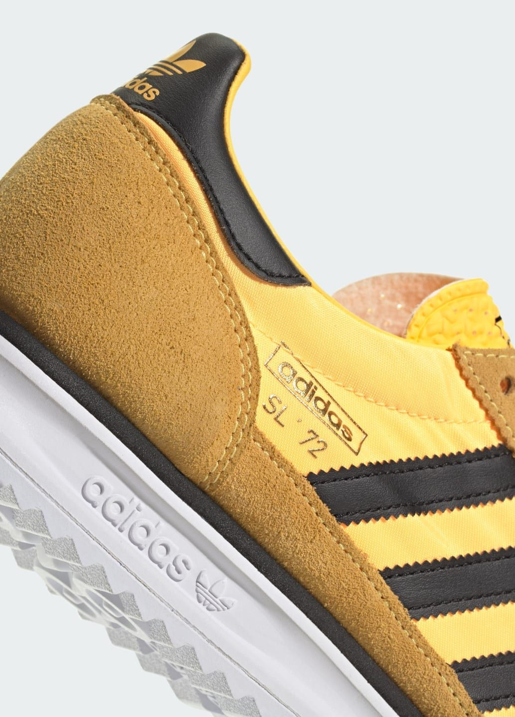 Помаранчеві літні кросівки sl 72 rs shoes adidas