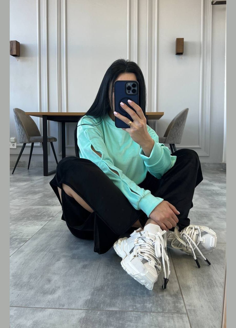 Женский велюровый костюм с прорезями Україна (331606032)