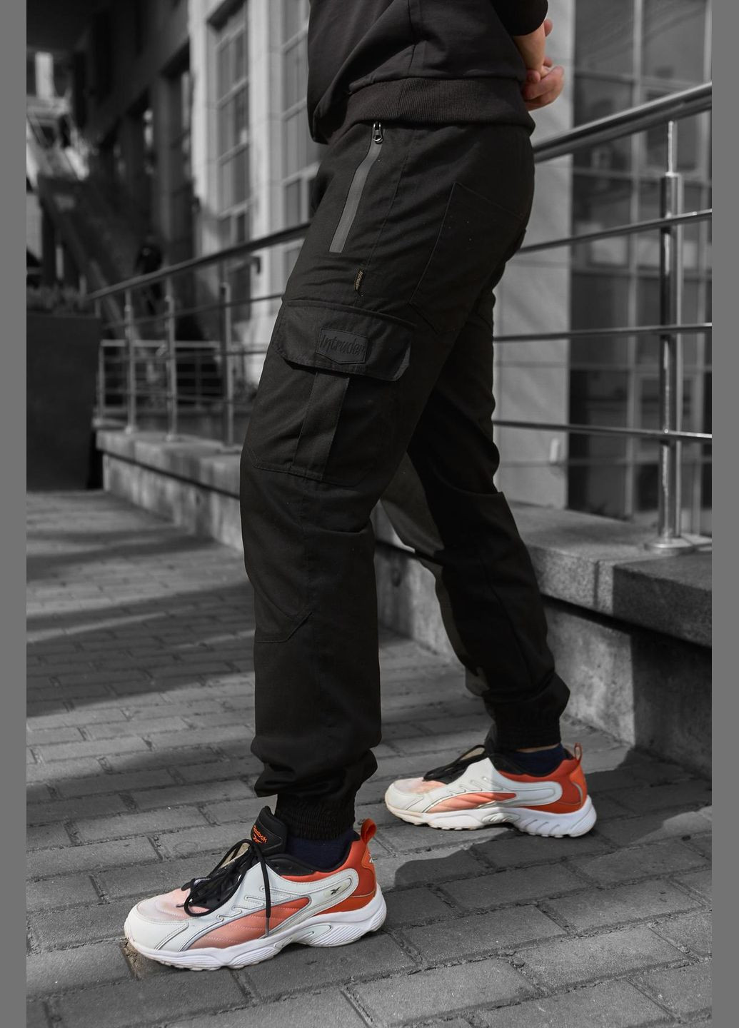 Черные демисезонные брюки No Brand