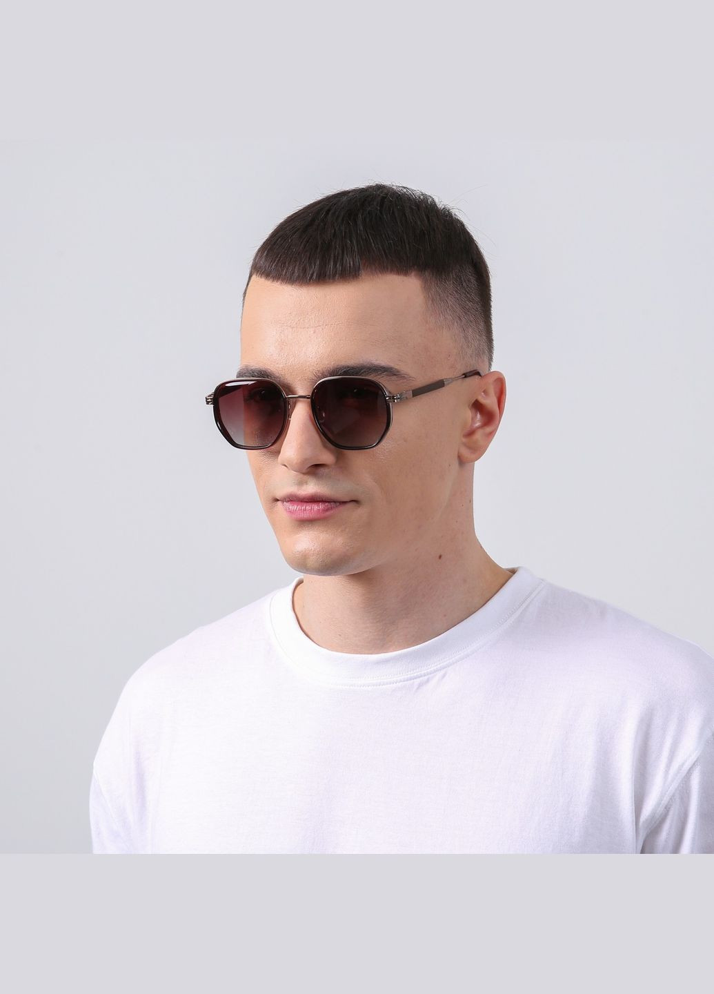 Солнцезащитные очки с поляризацией Фэшн-классика мужские 476-684 LuckyLOOK 476-684М (330066254)