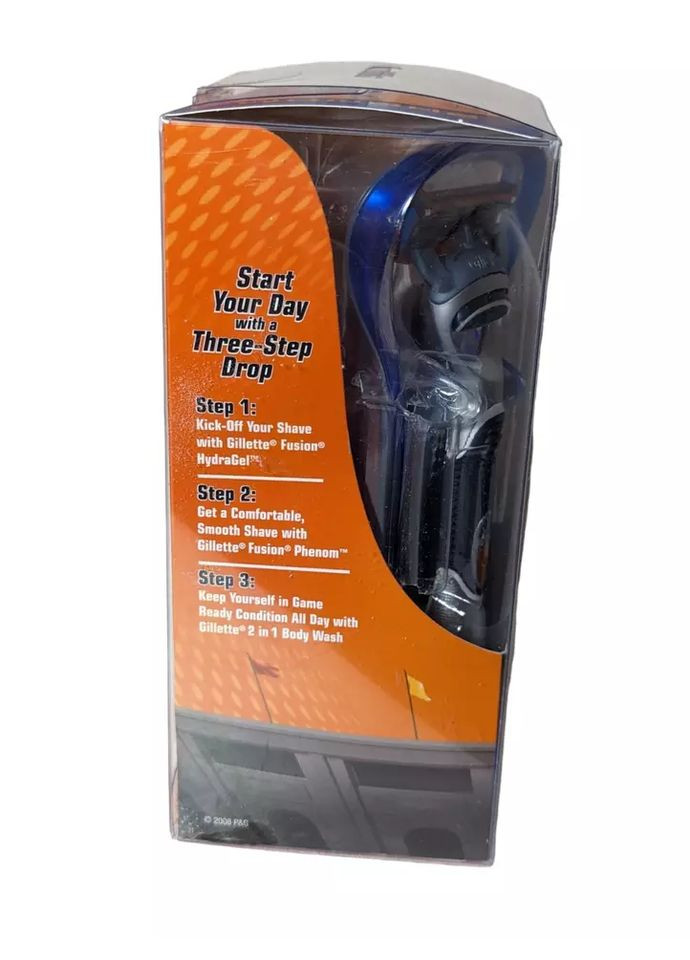 Подарунковий набір Fusion Power (бритва+батарейка+підставка+гель для гоління+гель для душу) Gillette (315725493)