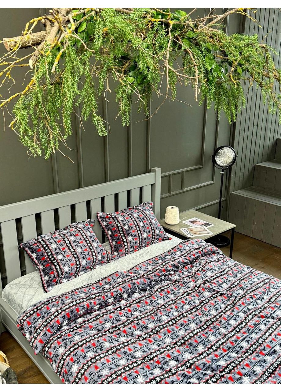 Постельное белье Северная сказка, плюш Евро размер, наволочки 50/70 No Brand (364219536)