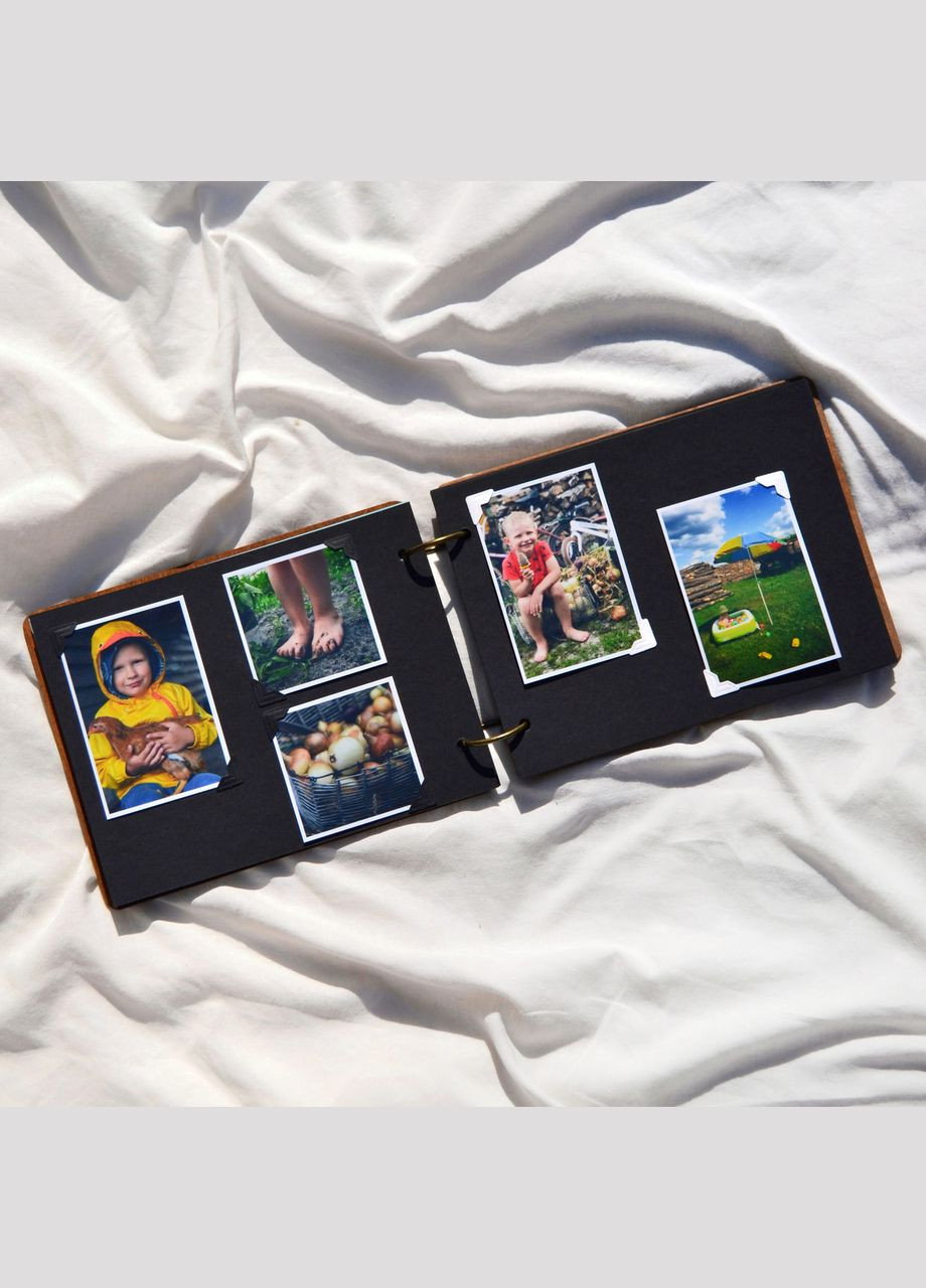 Крафтбук "Ніжки" з темною дерев’яною обкладинкою та бежевими сторінками Your Magnets (336954870)