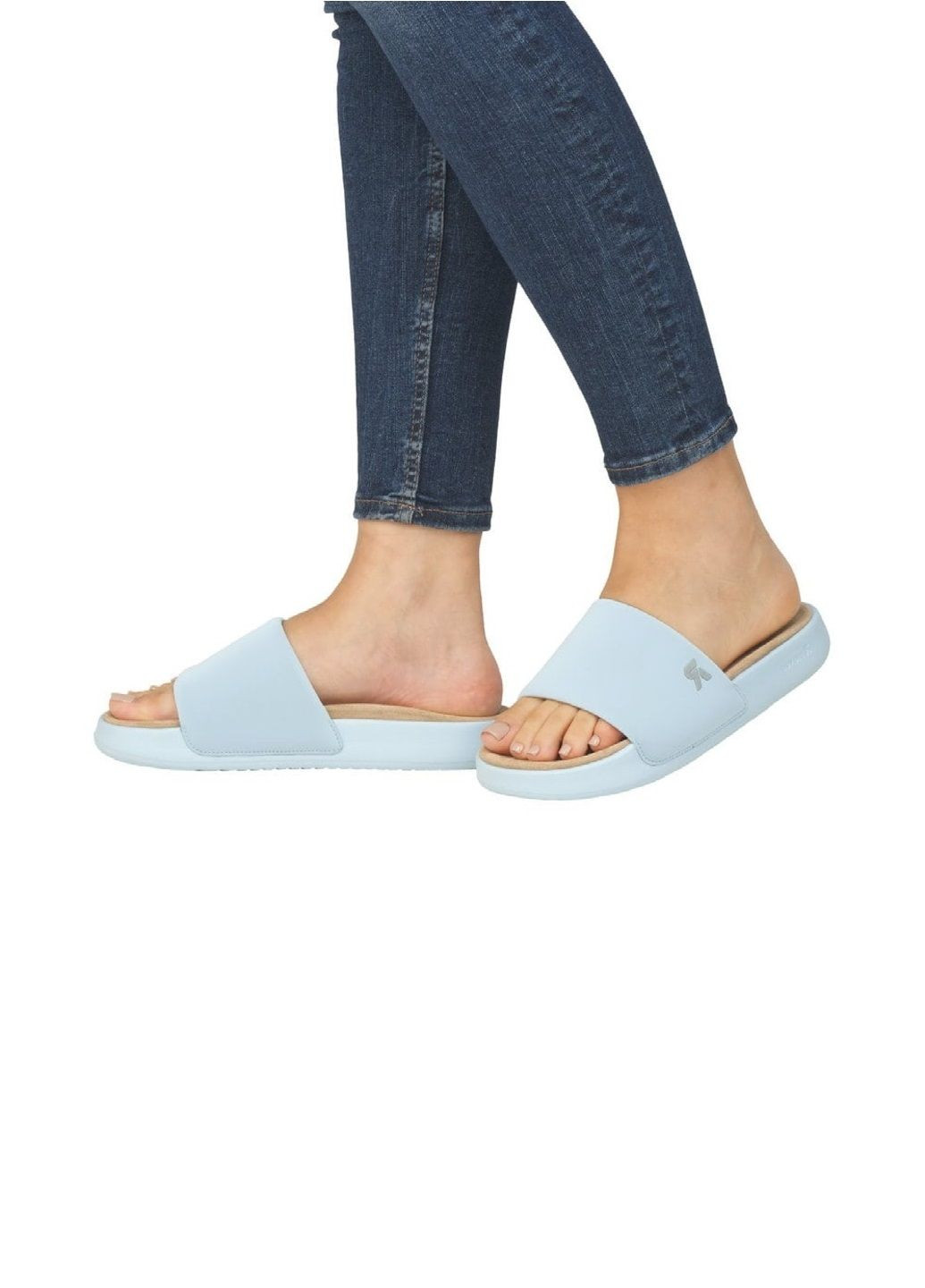 Голубые шлепанцы Rieker