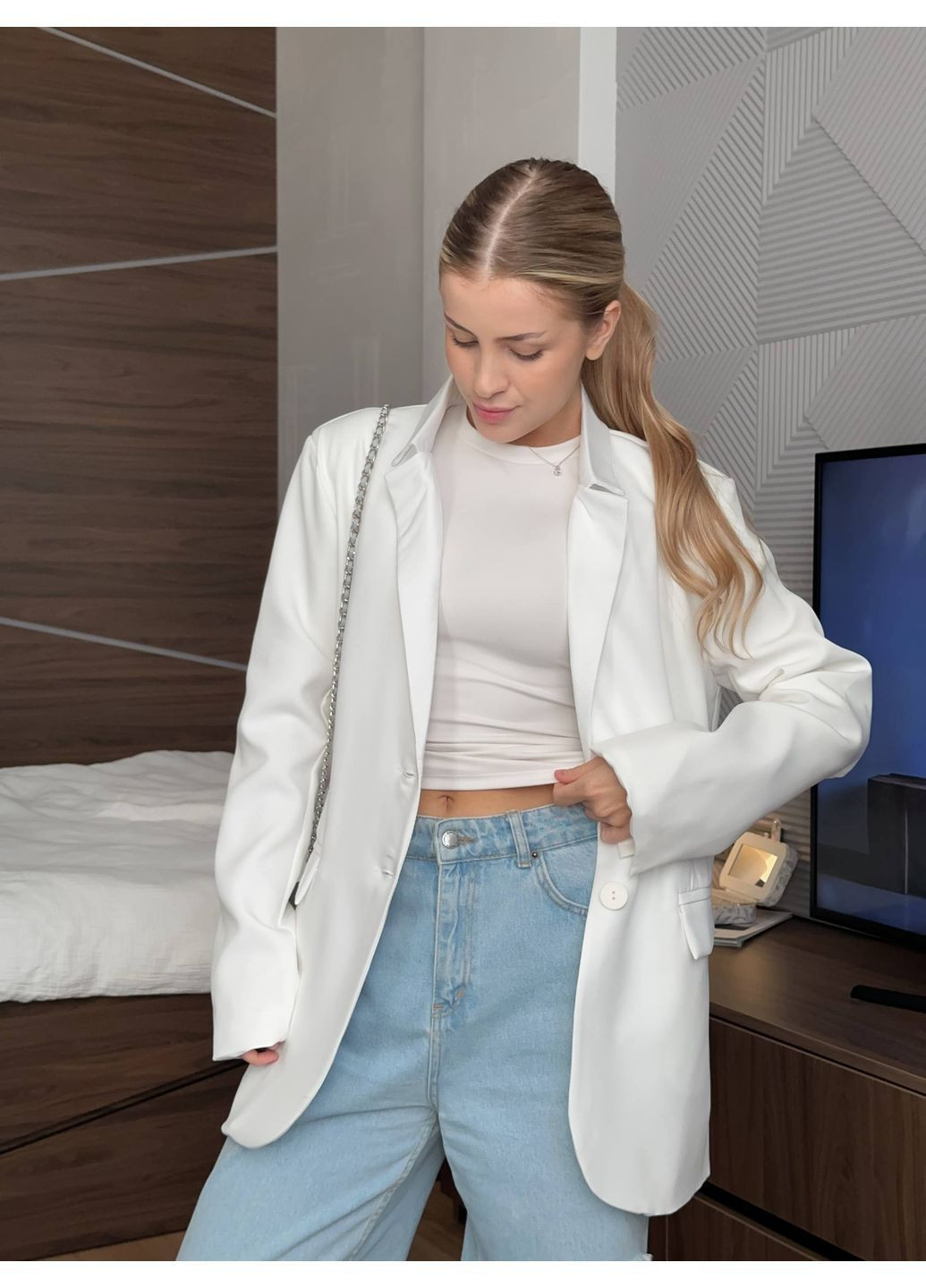 Белый женский женский удлиненный пиджак оверсайз Osoblyva -