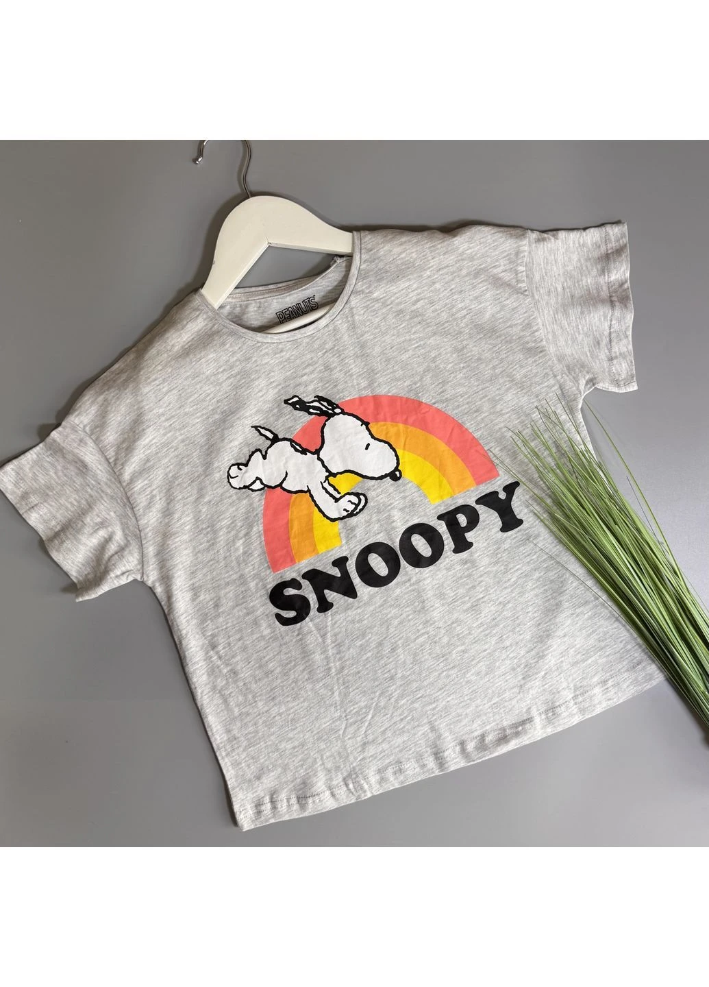Сіра футболка для дівчинки Peanuts