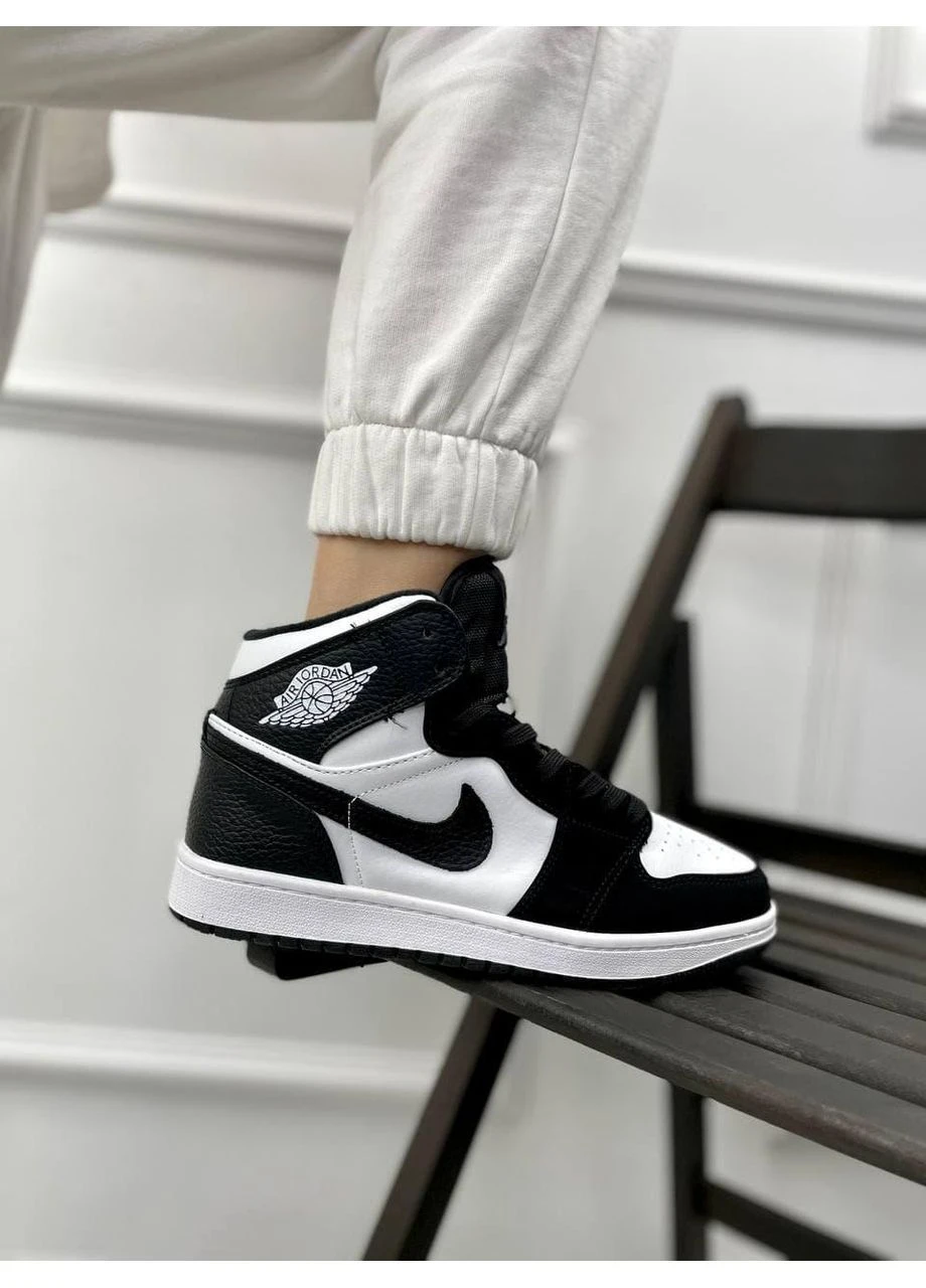 Белые летние кроссовки nike air jordan 1 retro high black white 3 найк аир джордан No Brand