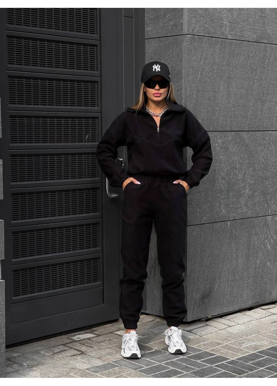 Костюм жіночій флісовий чорного кольору No Brand С 1497 011 (370147809)