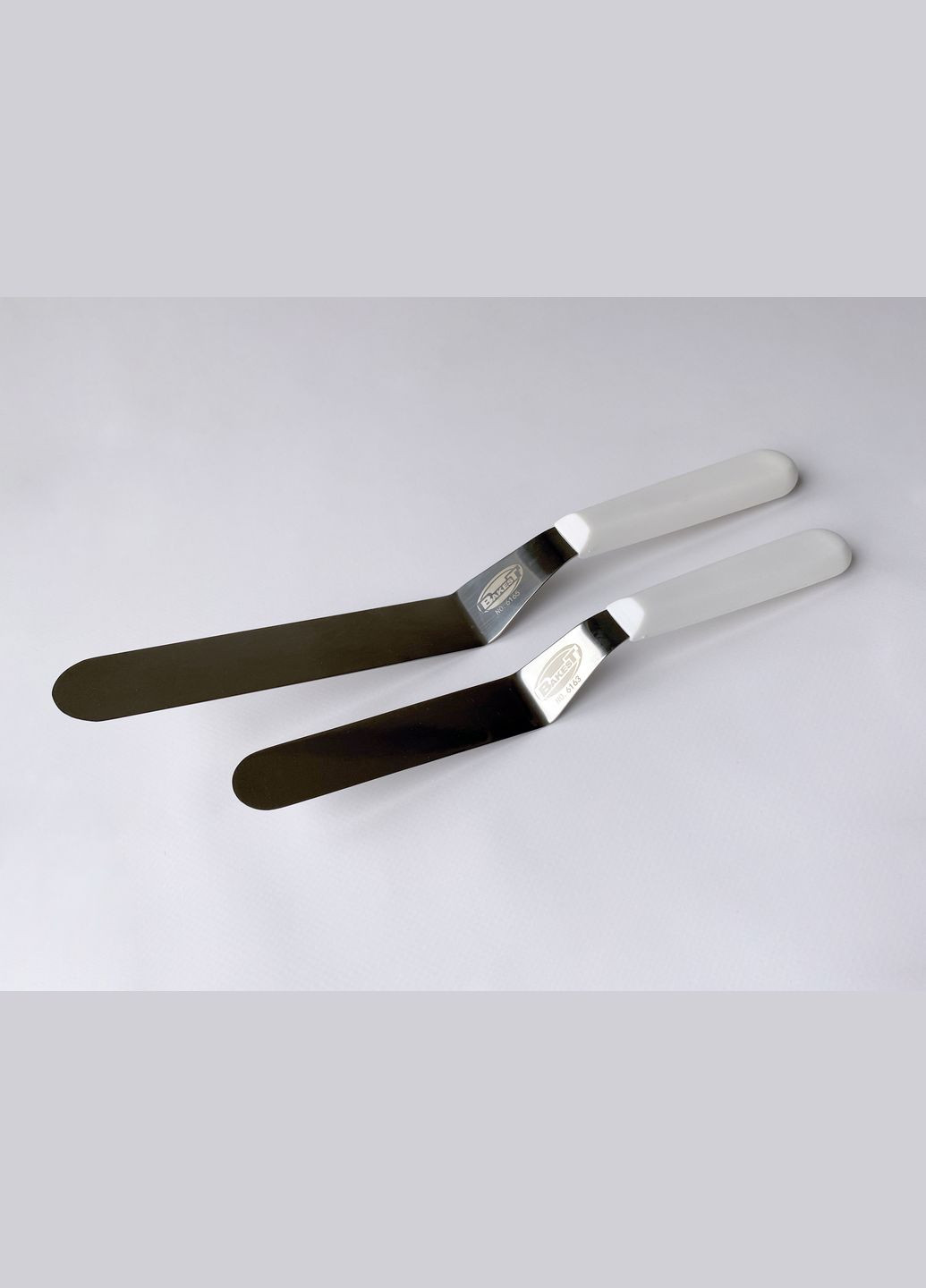 Кондитерський набір для декорування тортів "Майстер Кондитер" / Алюмінієвий Столик, Лопатки, Шпатель, Насадки No Brand (314773739)