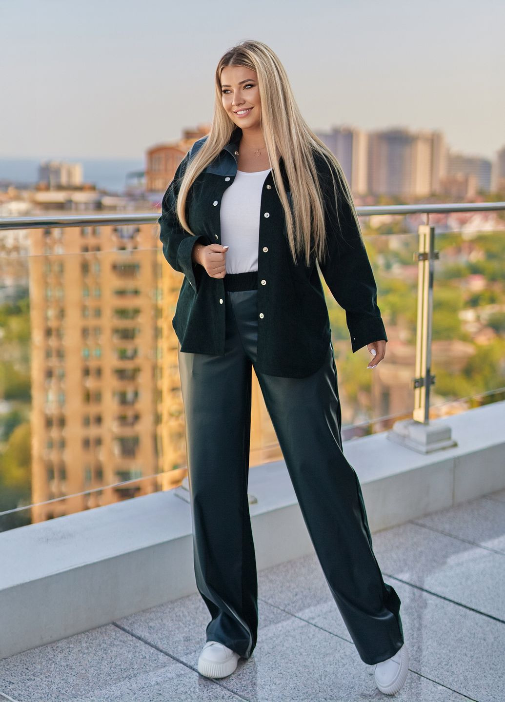 Костюм жіночий оверсайз з вельвету та екошкіри (сорочка + штани) No Brand (365701168)