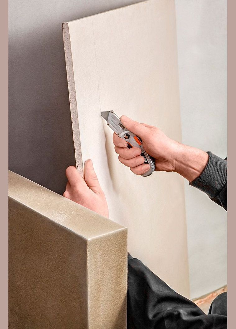 Ніж складаний, 2 наконечники, 5 трапецієподібних лез у наборі, чохол Neo Tools (314976814)