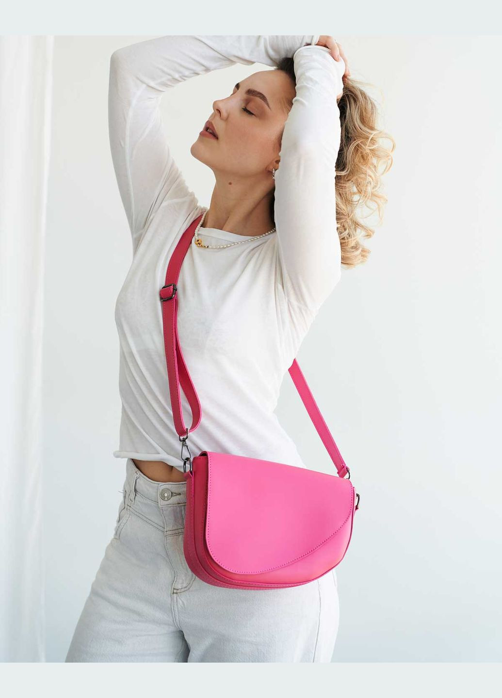 Стильная женская сумочка с магнитом и застежкой-молнией Люси белая экокожа (stilxna-znocha-sumochka-lyus) WeLassie (342199388)