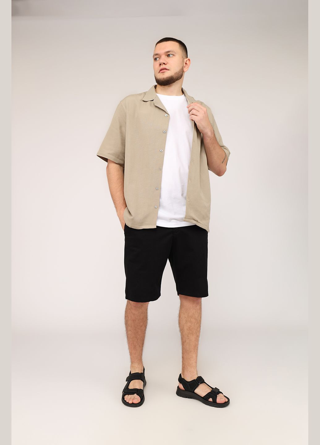 Шорты мужские цвет черный ЦБ-00275638 BREMEN (334429167)