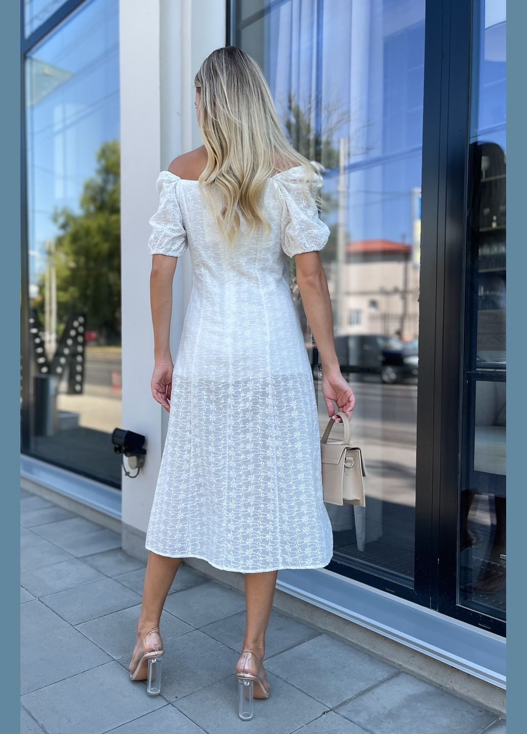 Білий сукня із прошви з розрізом 111228 No Brand