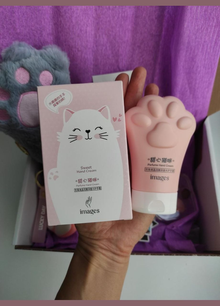 Подарочный коллекционный бокс Лапка котика сквиш 8 предметов косметики и сувениров No Brand (327873130)