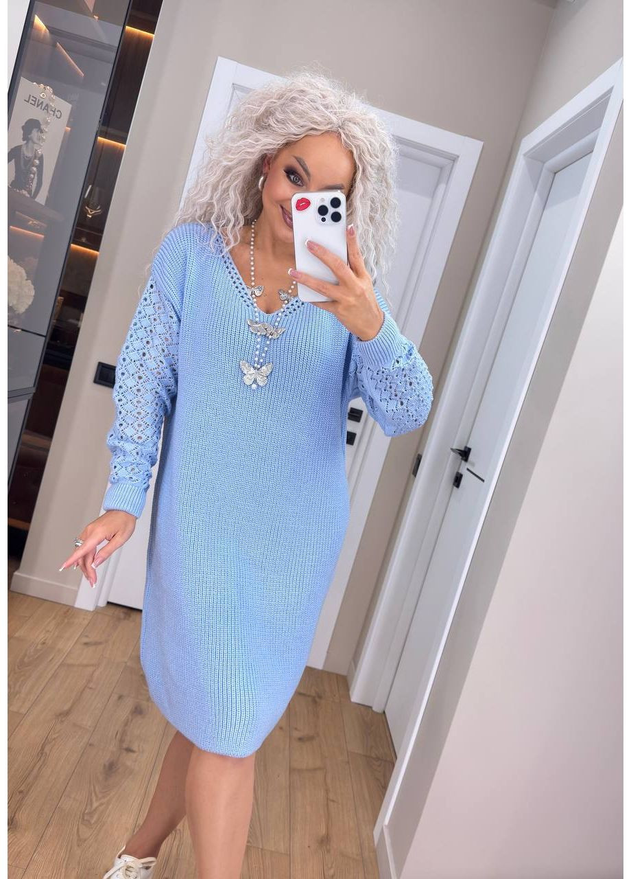 Голубое женское вязаное платье с ажурными рукавами 00400 No Brand