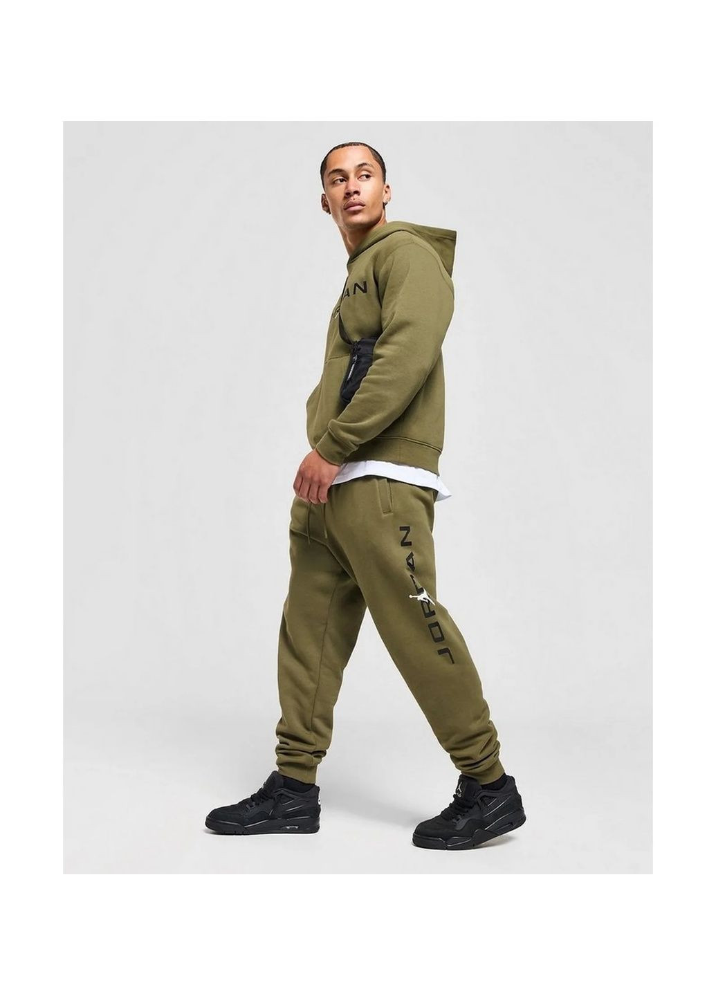 Штани чоловічі Ess Stretch Flc Olive Nike (365962532)