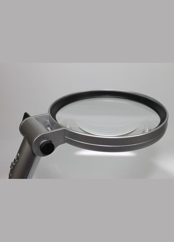 Лупа настільна срібляста з підсвічуванням 120мм FROM FACTORY LUN (335395923)