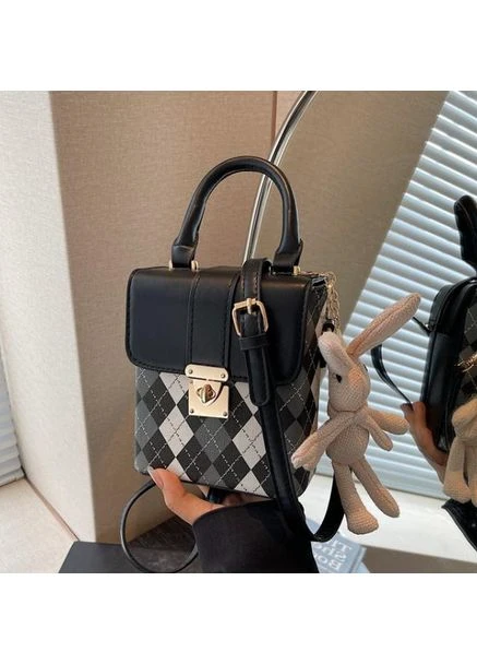 Маленька Дитяча Сумочка З Іграшкою Брелоком, Міні Сумка Для Дівчаток З Зайчиком Жіноча Чорна Seli No Brand (390703612)