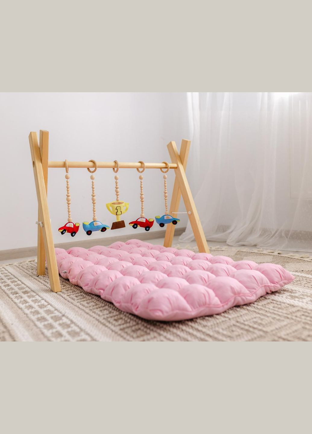 Мобиль детский напольный Чемпион с матрасиком Принцесса No Brand (316256982)