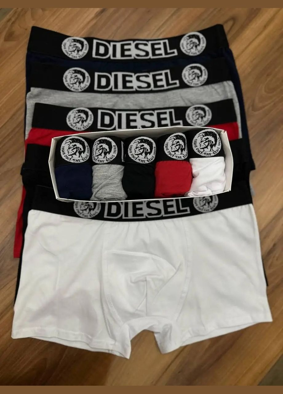 Набір чоловічих трусів боксерів D різнокольорові з чорною резинкою у коробці 5 шт. No Brand Боксери (347265669)