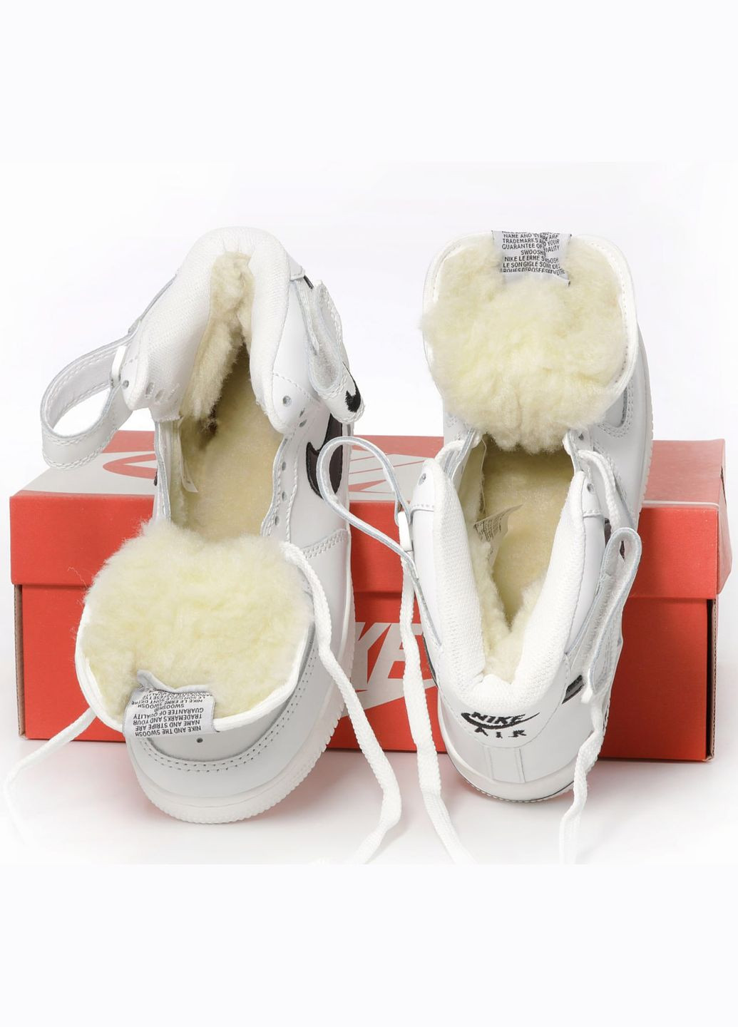 Белые зимние кроссовки зимние мужские и женские nike air force 1 winter high white fur | найк аир форс 1 высокие белые с мехом No Brand