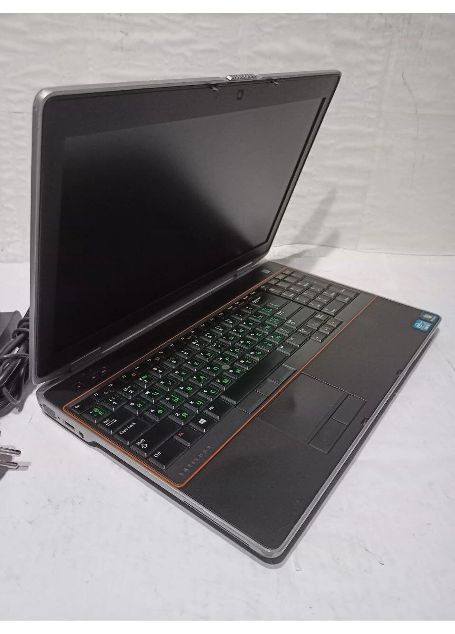 Ноутбук Б-клас Latitude E6520 / 15.6" (1366x768) TN / Intel Core i5-2520M (2 (4) ядра по 2.5 - 3.2 GHz) / 8 GB DDR3 / 120 GB Dell (398130196)