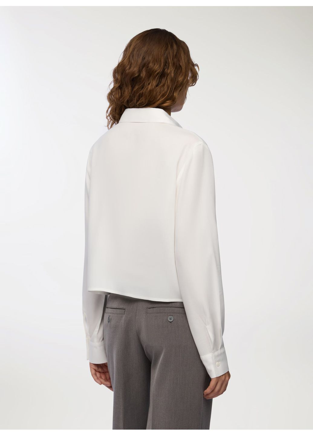 Молочная блузка женщин Terranova