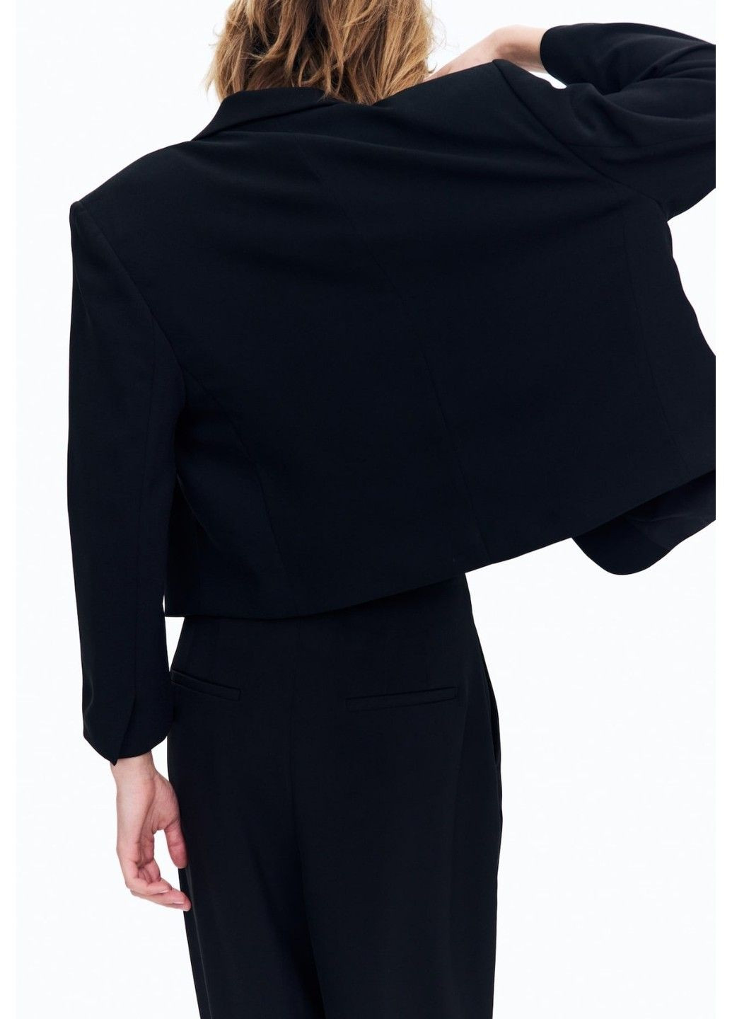 Черный женский женский укороченный пиджак н&м (58283) хs черный H&M - всесезон