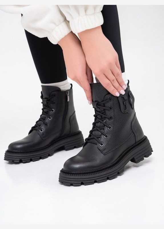 Чорні полегшені черевики на хутрі ISSA PLUS (280918690)