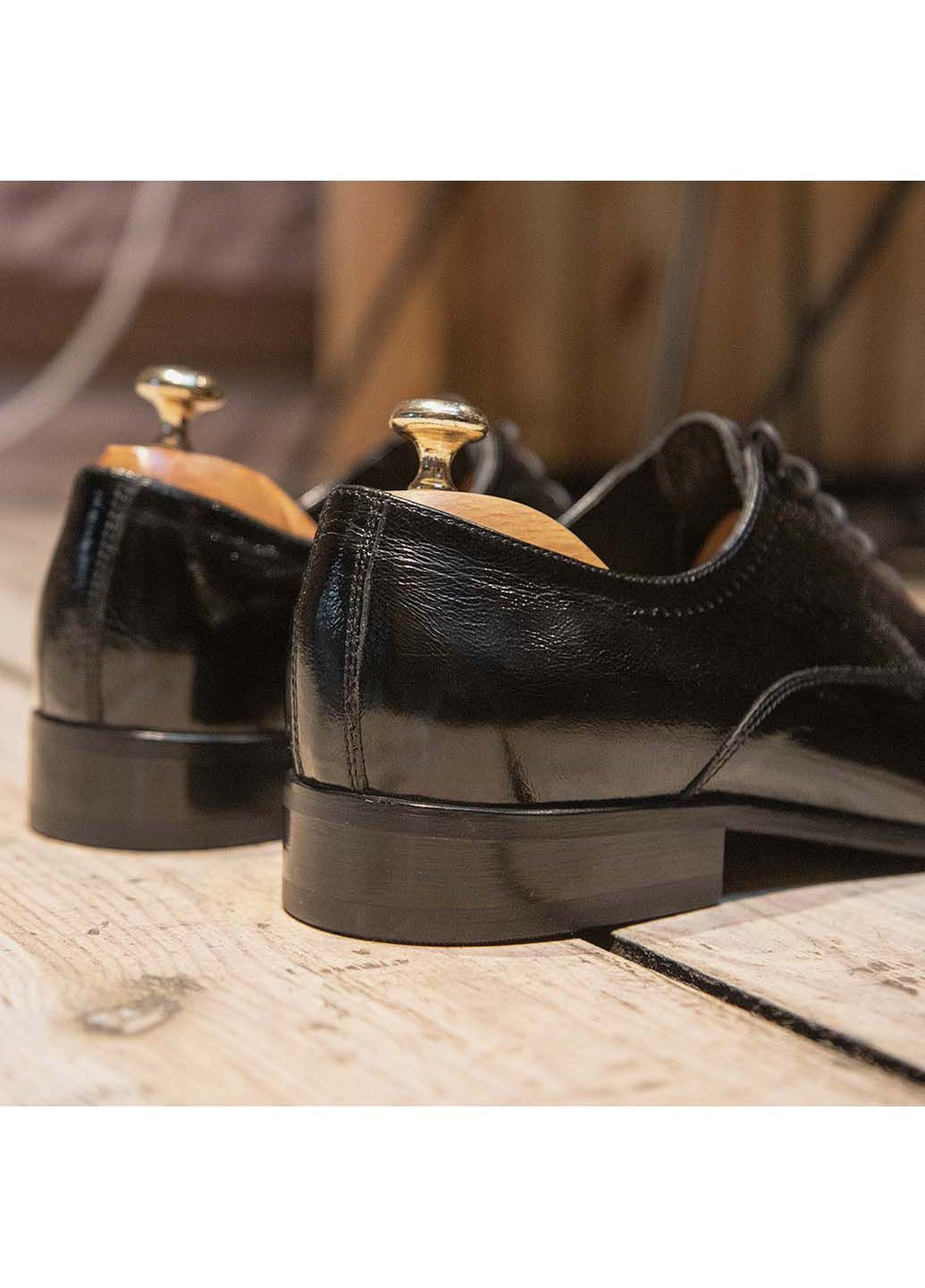 Черные кэжуал туфли Ikos