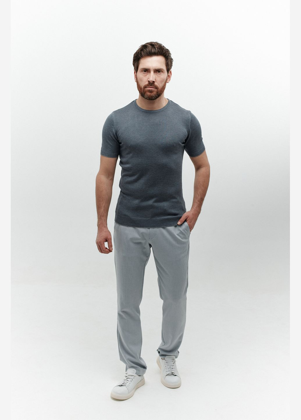 Сіра футболка NAVI