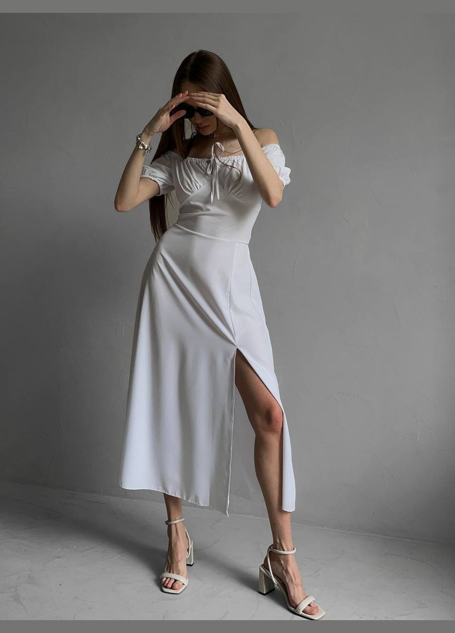 Білий вечірня сукня міді з відкритими плечима та високим розрізом з відкритими плечима MonCher