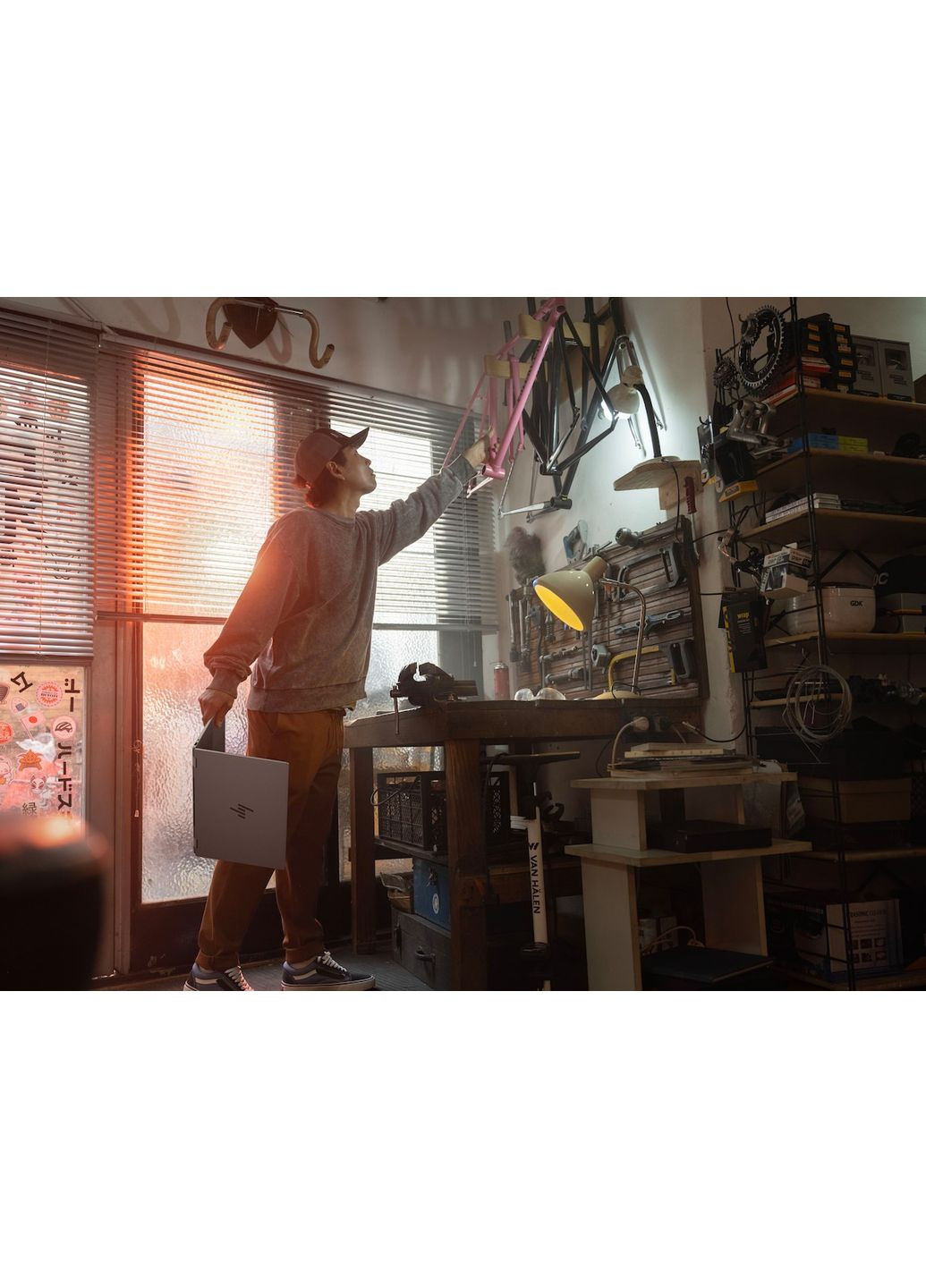 Ноутбук OmniBook X Flip x360 16-ar0004ua 16` WUXGA IPS Touch, AMD AI 5340, 16GB, F512GB, UMA, Win11, сірий HP (365749519)